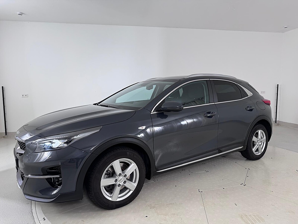 Kia XCeed (MY25) Silber