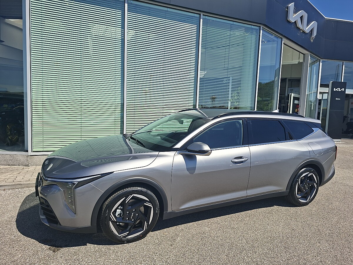 Kia K4 Sportswagon Gold