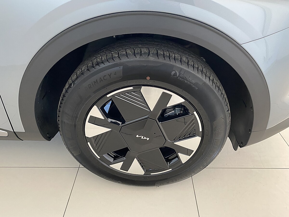 Kia Sportage PE Silber