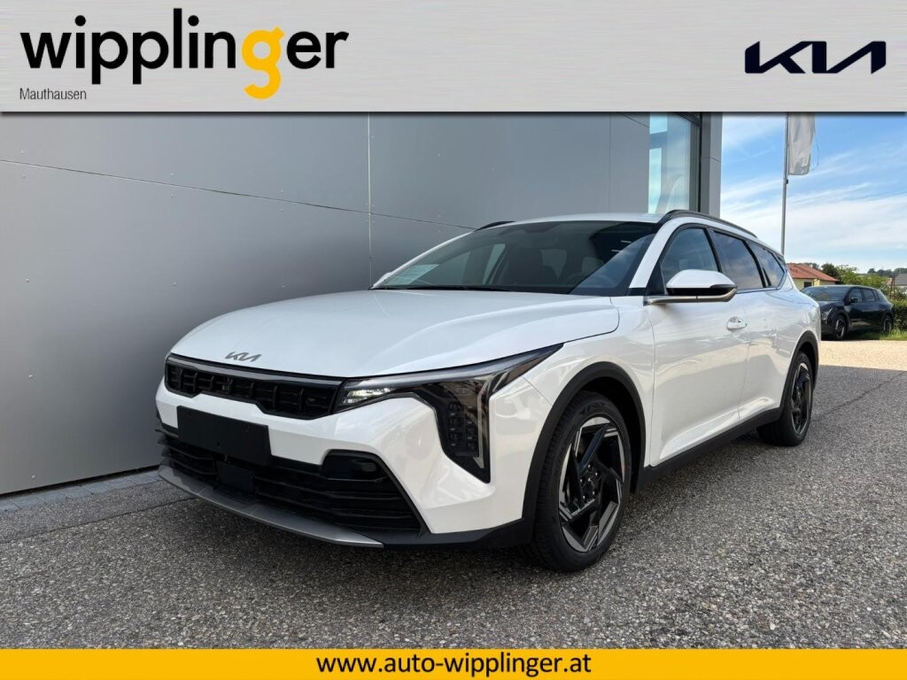Kia K4 Sportswagon Gold