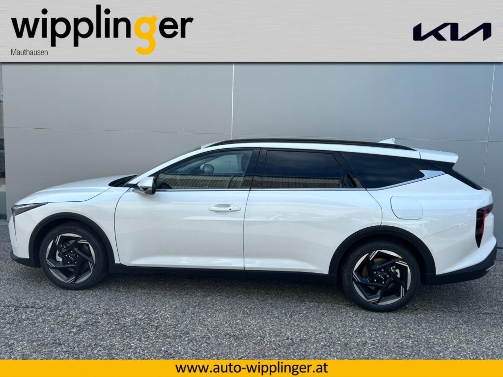 Kia K4 Sportswagon Gold