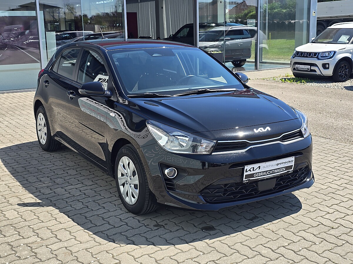 Kia Rio Titan
