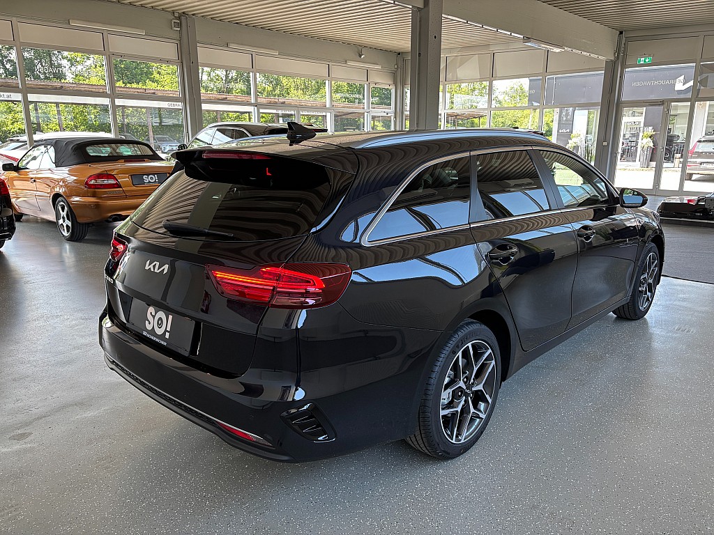 Kia Ceed Sportswagon Silber