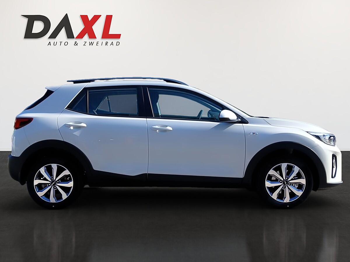 Kia Stonic Silber