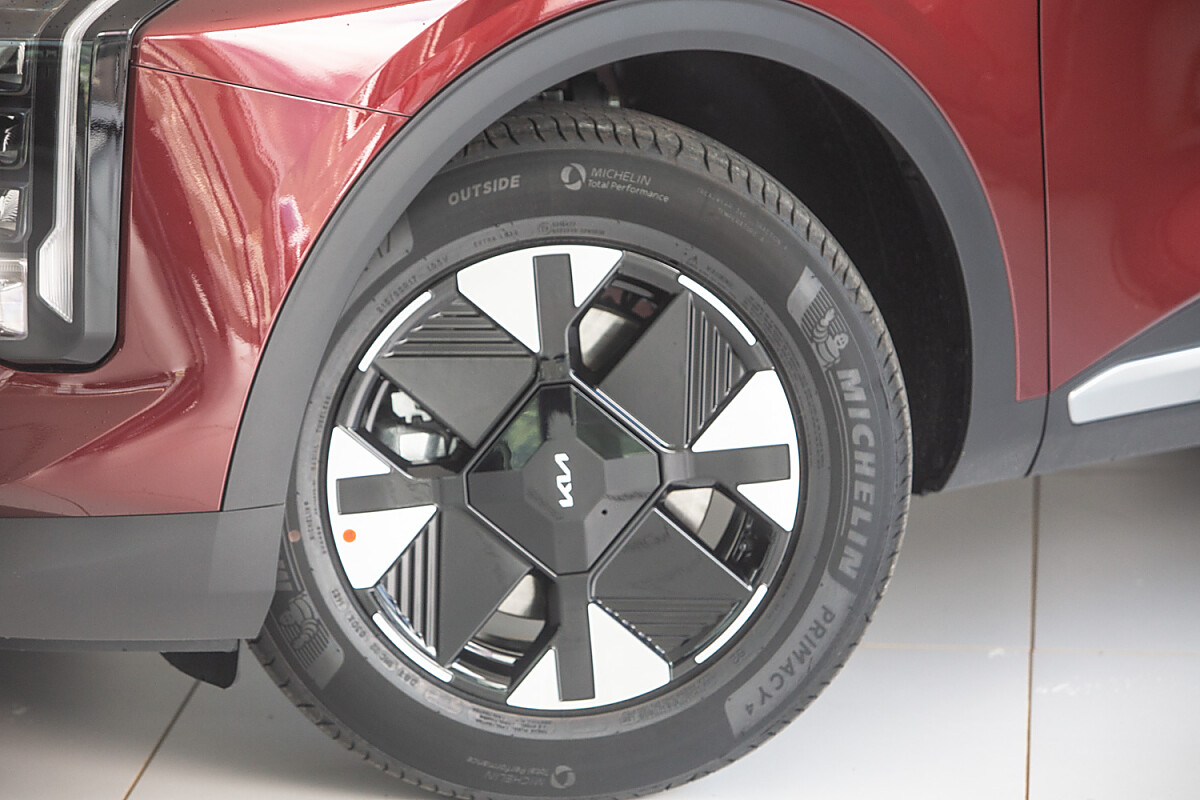 Kia Sportage PE Silber