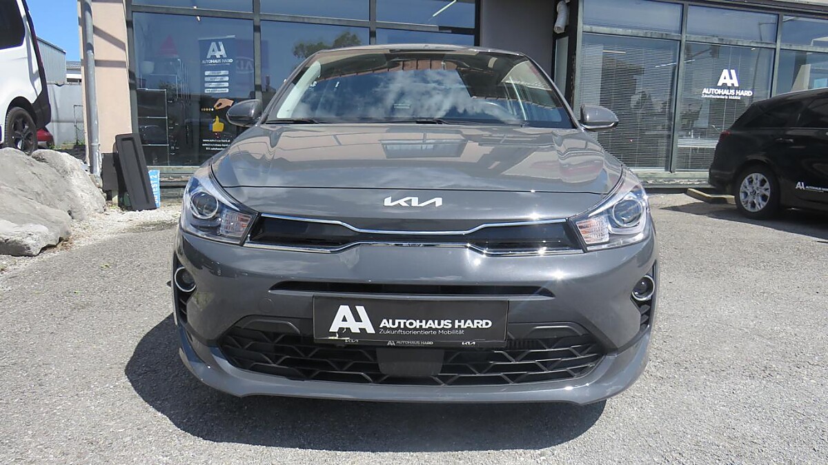 Kia Rio Silber