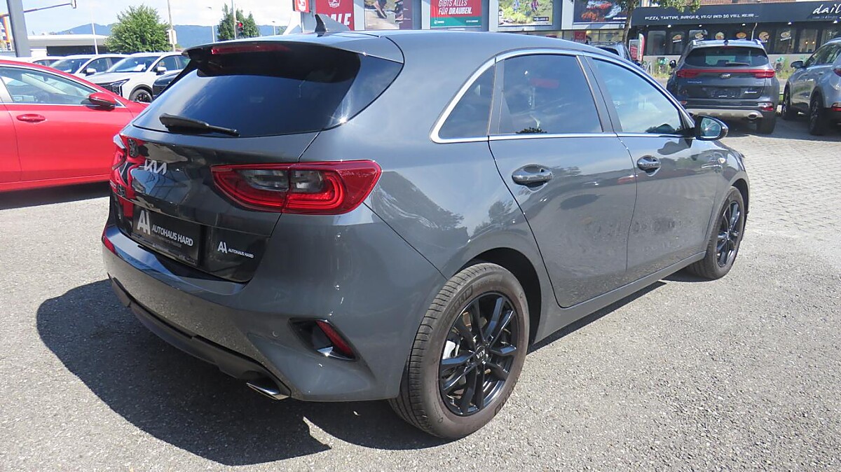 Kia Ceed Silber