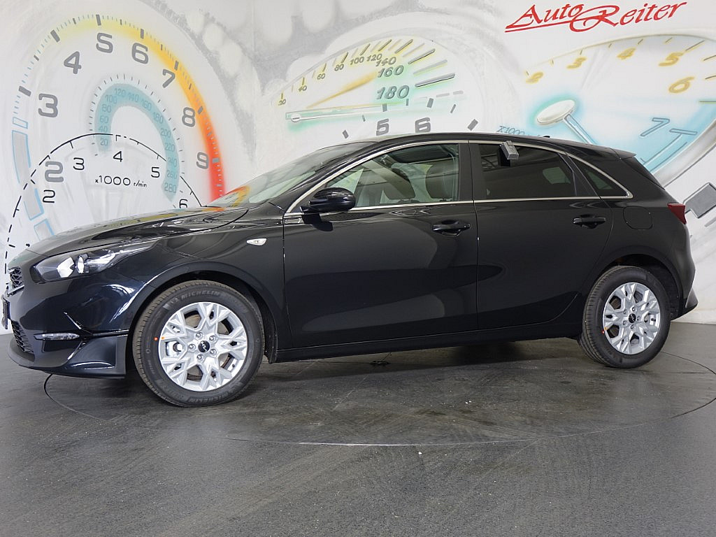 Kia Ceed Silber