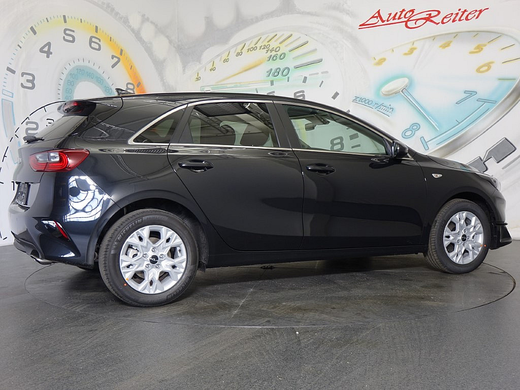 Kia Ceed Silber