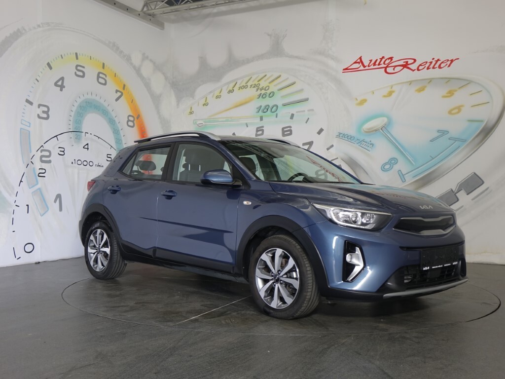 Kia Stonic Silber