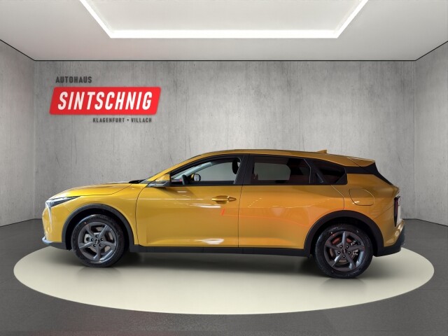 Kia K4 Hatchback Silber