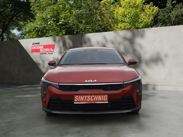 Kia K4 Hatchback Silber