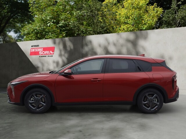 Kia K4 Hatchback Silber