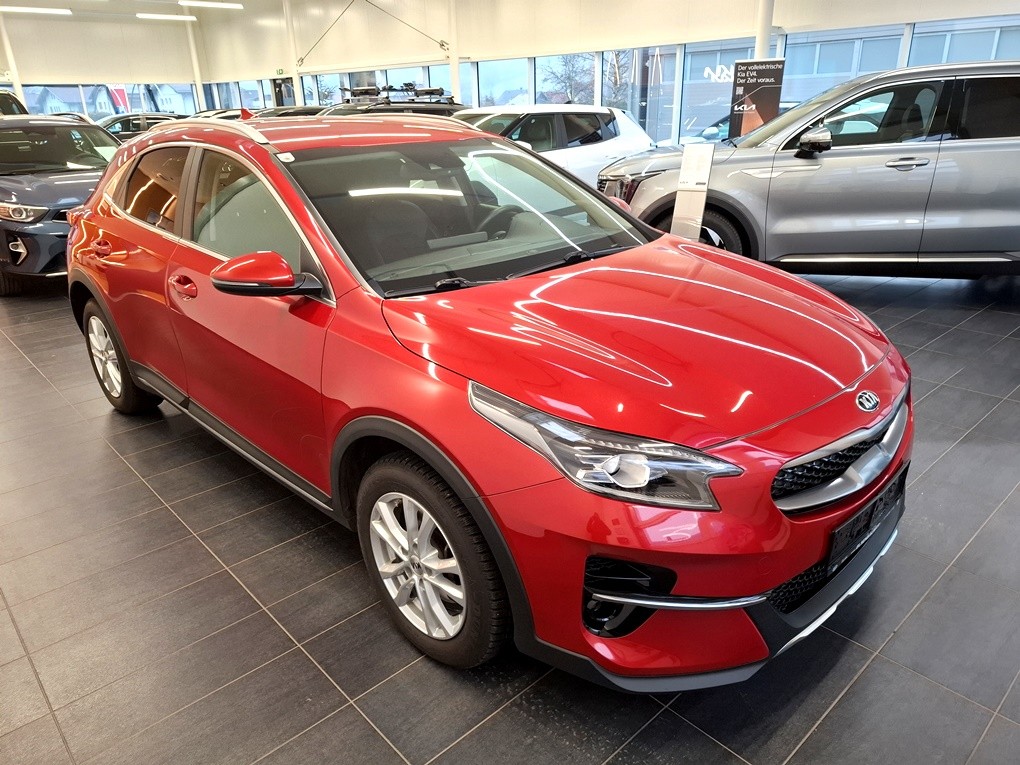 Kia XCeed (MY25) Gold