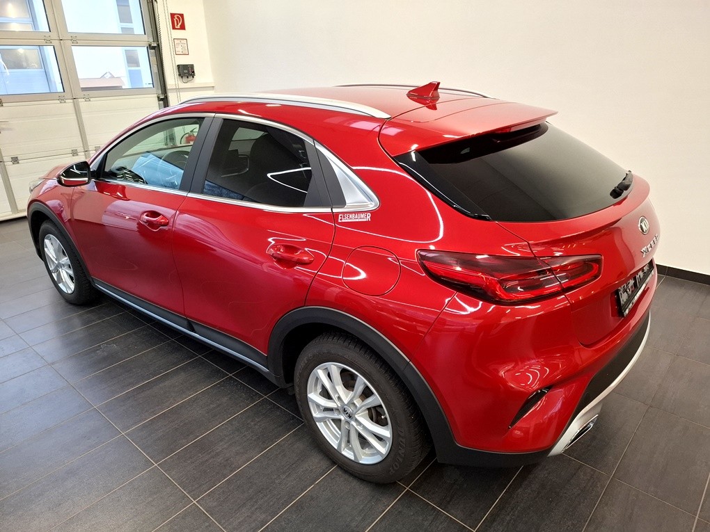 Kia XCeed (MY25) Gold