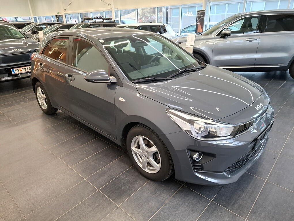 Kia Rio Silber